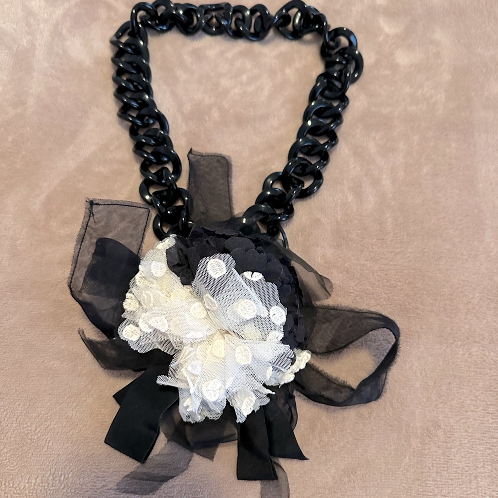 J crew Fashion necklace